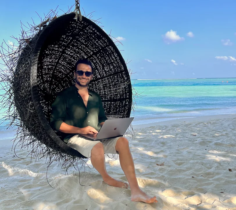 ¿ Qué es un nómada digital, y cómo trabajar en Canadá, si eres nómada digital?