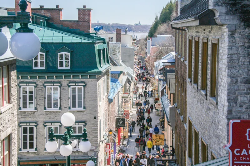 ¿Cómo emigrar a Quebec?